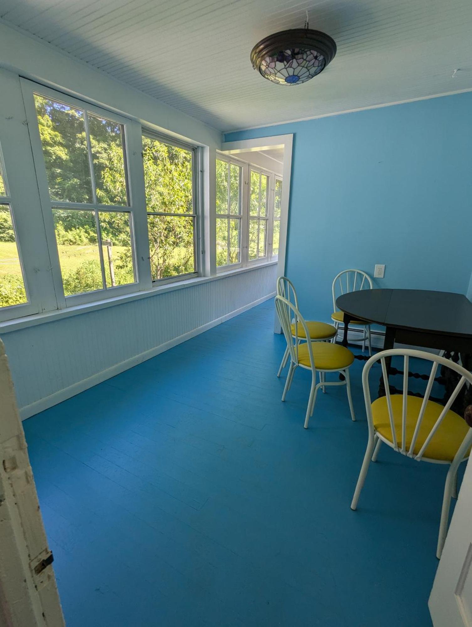 Blooming Inn Shelburne Falls Bagian luar foto