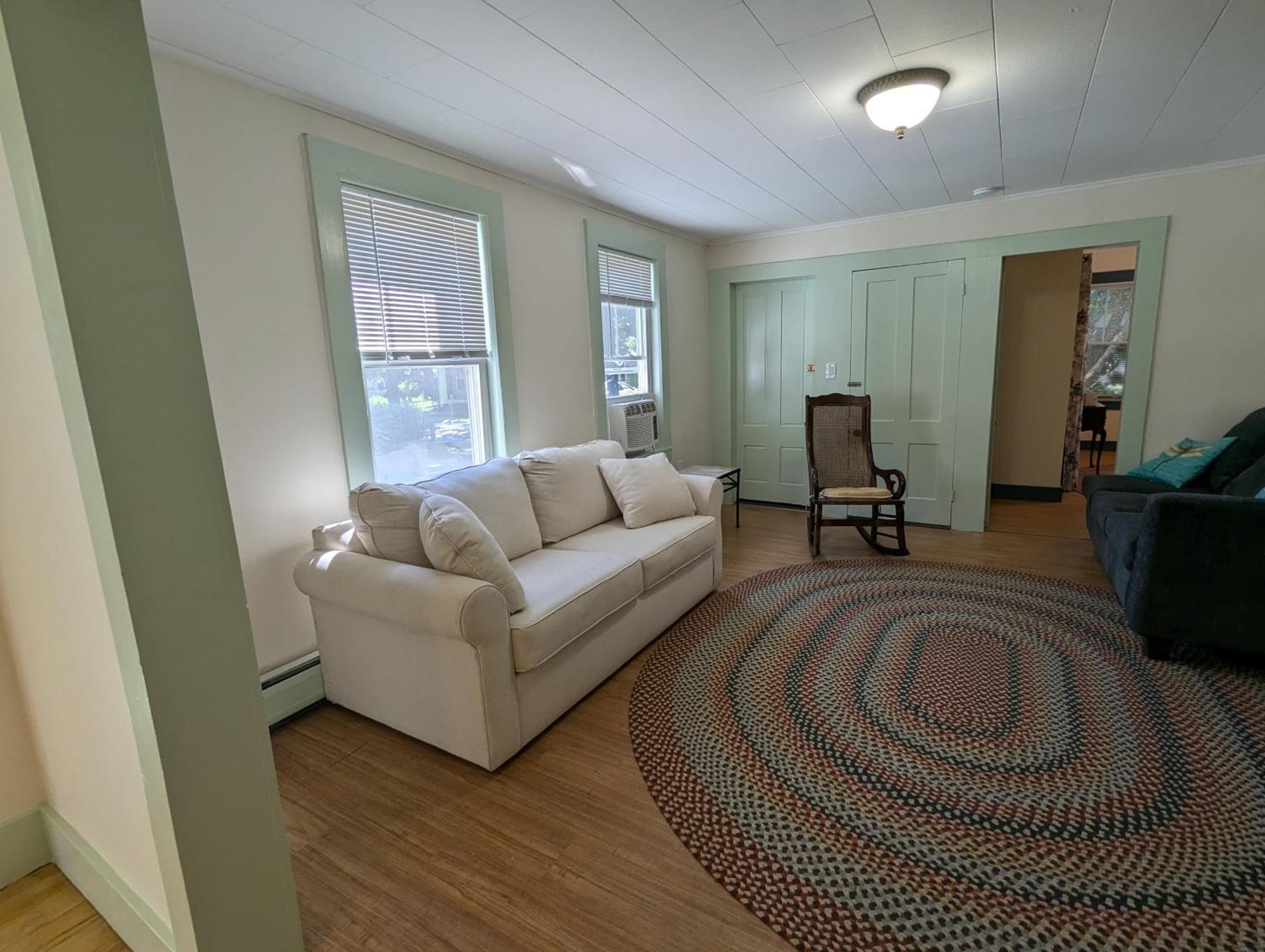 Blooming Inn Shelburne Falls Bagian luar foto